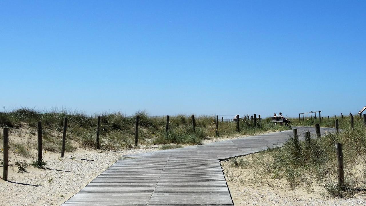 Beachhouse Anna, 1 Minute Walk To The Beach And Centre Of Katwijk, Free Private Parking Next To The House ! Katwijk aan Zee Bagian luar foto