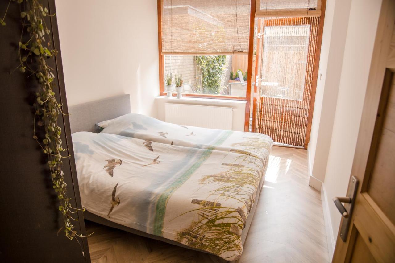 Beachhouse Anna, 1 Minute Walk To The Beach And Centre Of Katwijk, Free Private Parking Next To The House ! Katwijk aan Zee Bagian luar foto